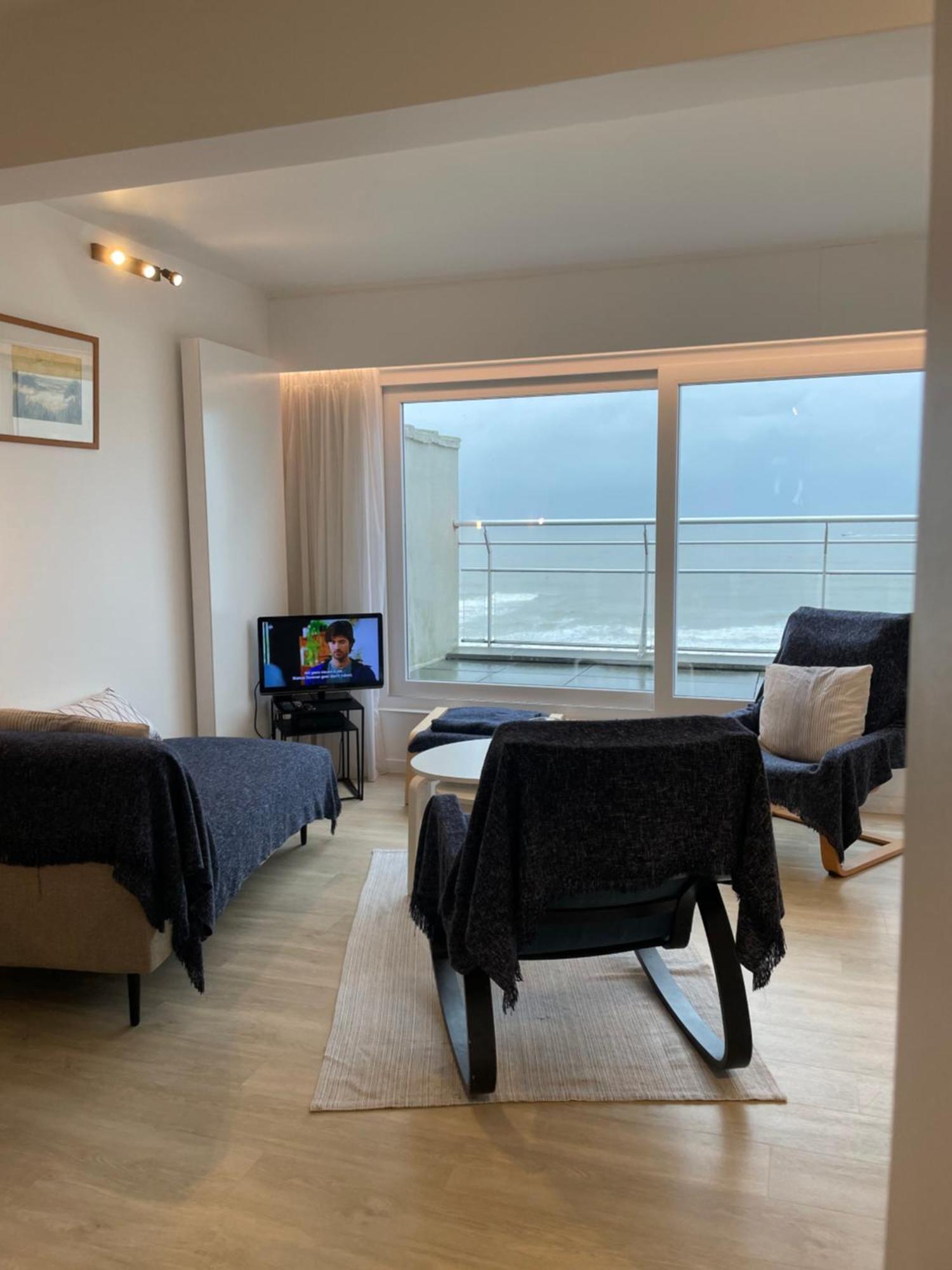 Penthouse On The Belgian Coast With Sea & Landscape Views Lägenhet Wenduine Exteriör bild