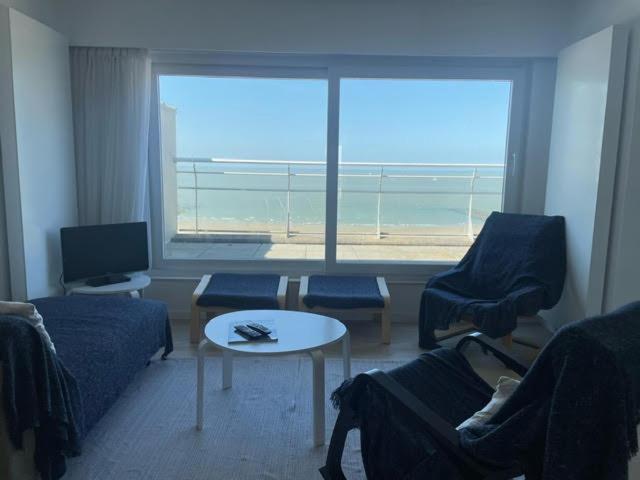 Penthouse On The Belgian Coast With Sea & Landscape Views Lägenhet Wenduine Exteriör bild